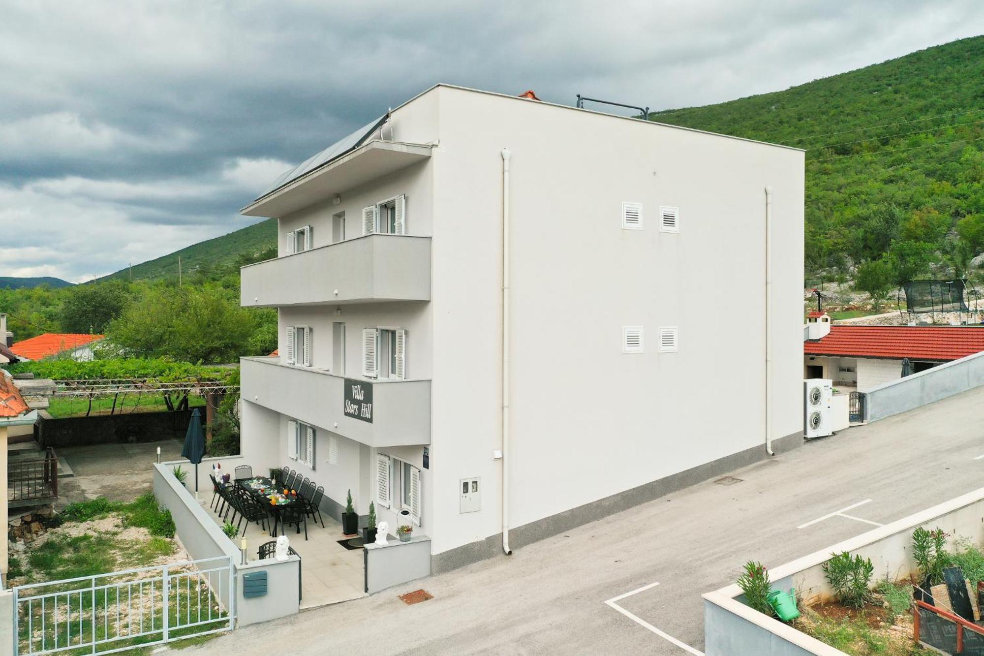 Villa Hill Stars, Makarska- Slivno Slivno  Buitenkant foto