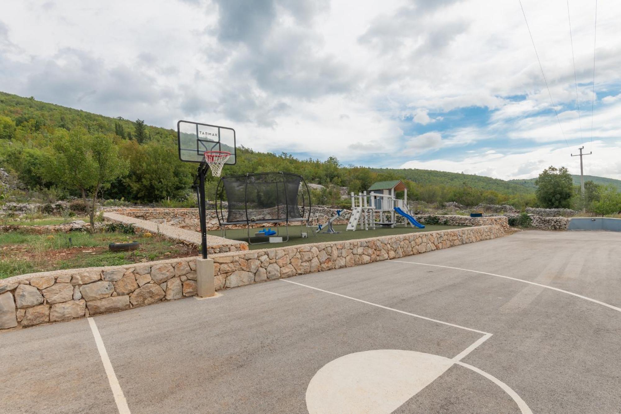 Villa Hill Stars, Makarska- Slivno Slivno  Buitenkant foto